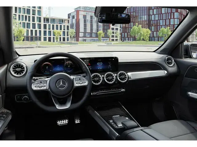 Gebraucht Mercedes EQB250 Advanced 140 kW (191 PS) 2024 Schwarz / kosmosschwarz SUV