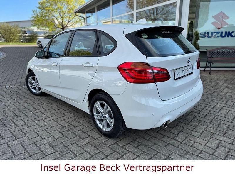 Gebraucht BMW 218 Advantage 140 PS (102 kW) 2018 Weiß Kombi