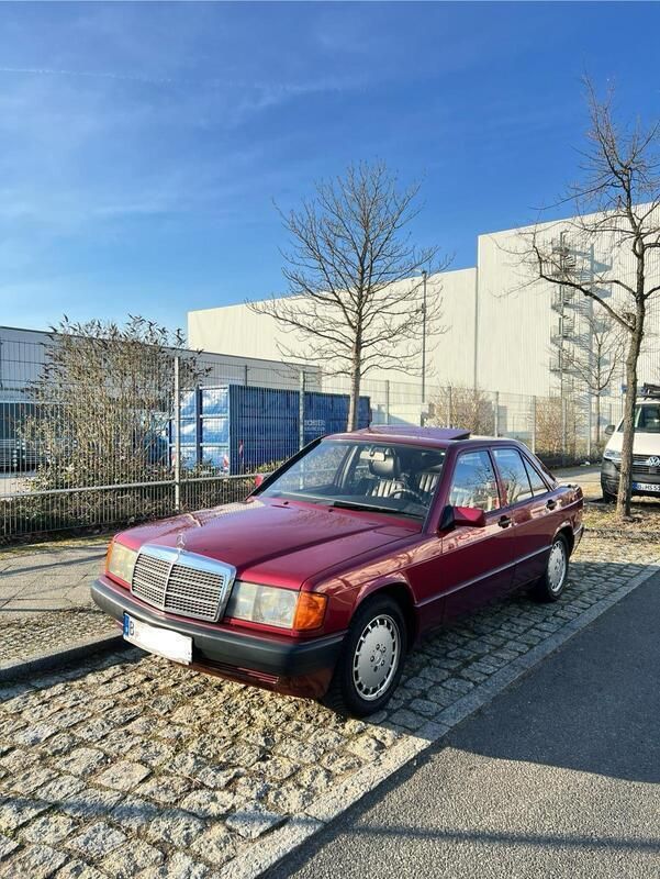 Gebraucht 1992 Mercedes 190 Limousine | 6.999 € - Bild 1/4
