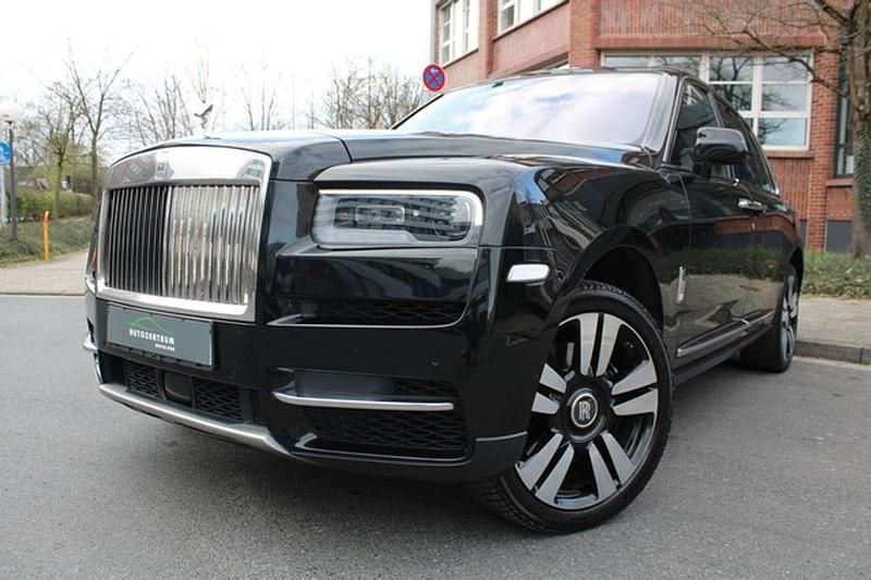 Schwarz Gebraucht 2018 Rolls Royce Cullinan SUV | 319.990 € - Bild 1/4
