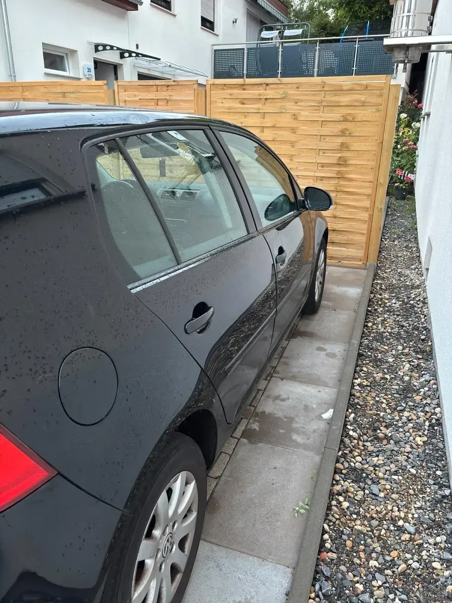 Gebraucht VW Golf V 75 PS (55 kW) 2005 Schwarz Kleinwagen