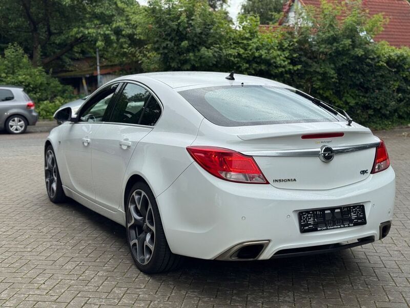 Gebraucht Opel Insignia OPC 325 PS (239 kW) 2013 Weiß Limousine