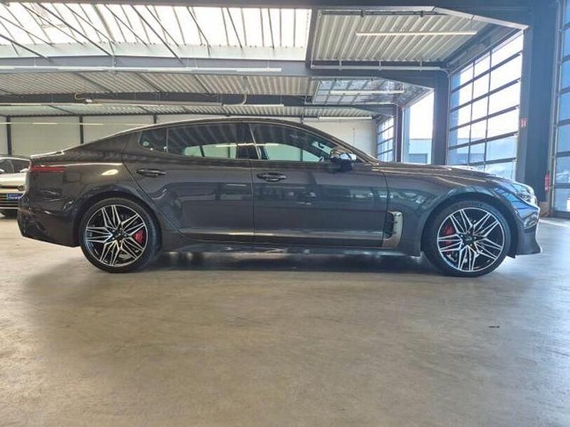 Gebraucht Kia Stinger GT 366 PS (269 kW) 2021 Grau Kleinwagen