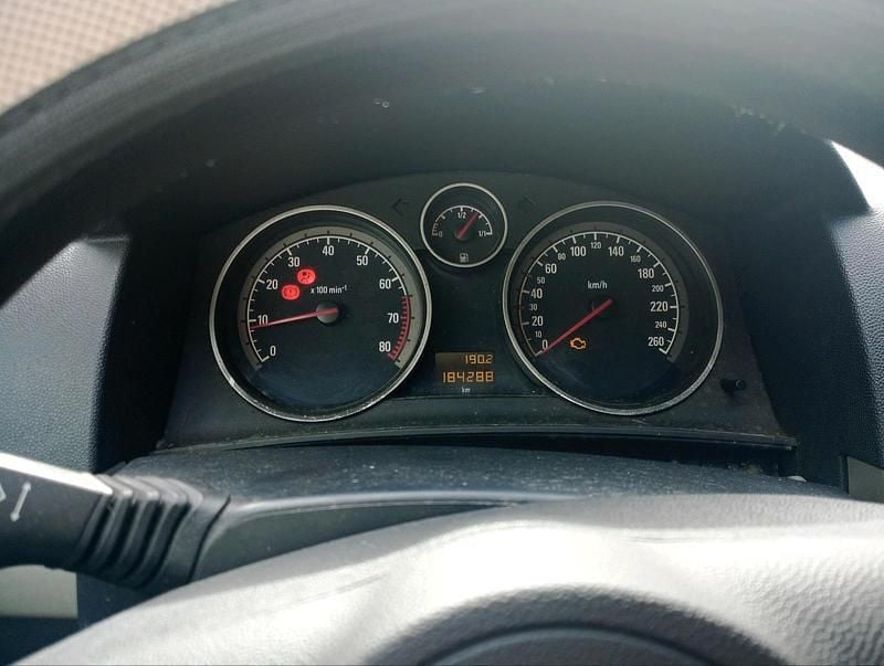 Gebraucht Opel Astra Cabriolet 140 PS (102 kW) 2006 Schwarz Cabrio