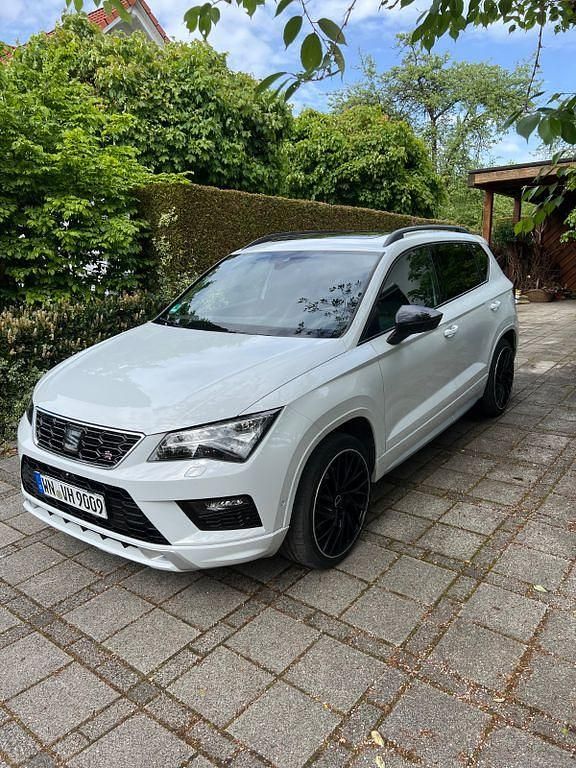 Weiß Gebraucht 2019 Seat Ateca 4Drive SUV | 23.000 € (Fairer Preis) - Bild 1/4