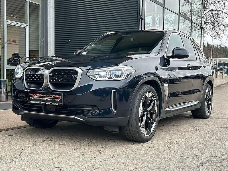 Gebraucht BMW iX3 Impressive 210 kW (286 PS) 2021 Schwarz SUV