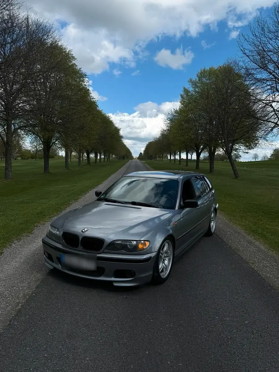 Usata BMW 330 254 CV (186 kW) 2005 Grigio Station wagon