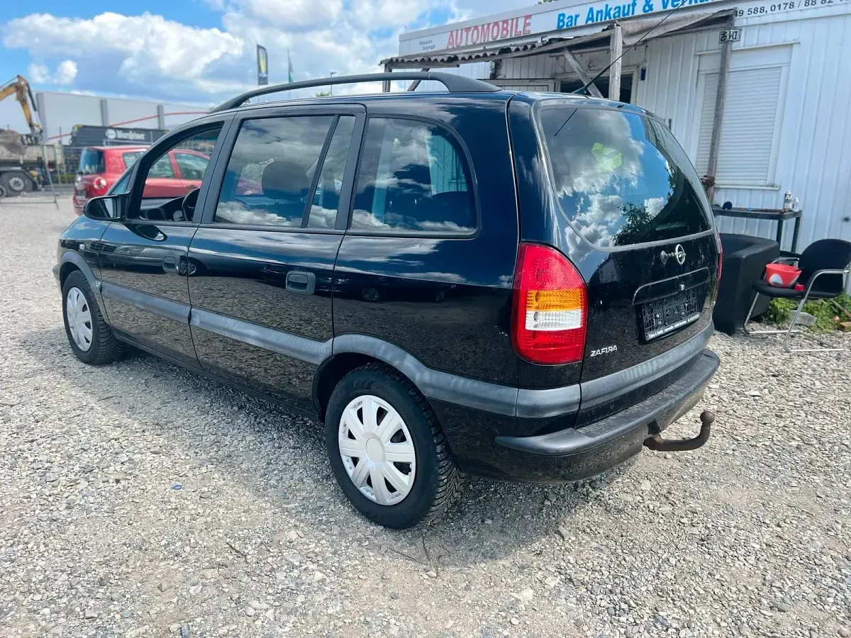 Gebraucht Opel Zafira 125 PS (91 kW) 2002 Van / Kleinbus