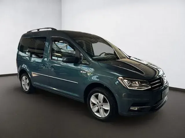 Gebraucht VW Caddy Highline 102 PS (75 kW) 2016 Grün Van / Kleinbus