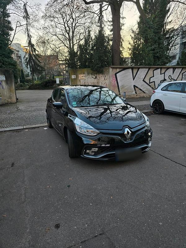 Gebraucht Renault Clio IV Trophy 220 PS (161 kW) 2018 Schwarz Kleinwagen