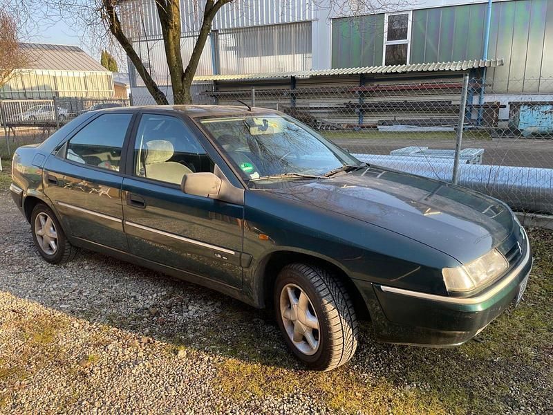 Grün Gebraucht 1997 Citroën Xantia Limousine | 1.490 € - Bild 1/4