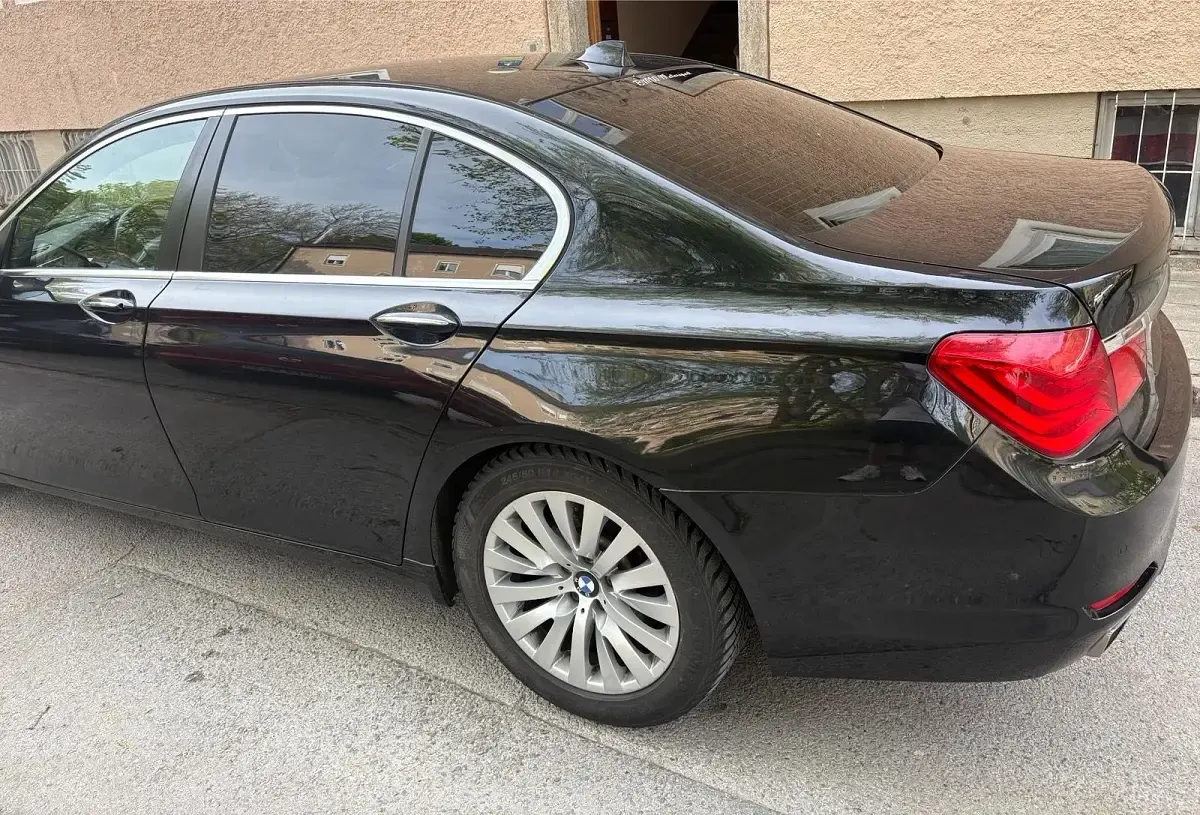 Usata BMW 730 245 CV (180 kW) 2010 Nero Berlina
