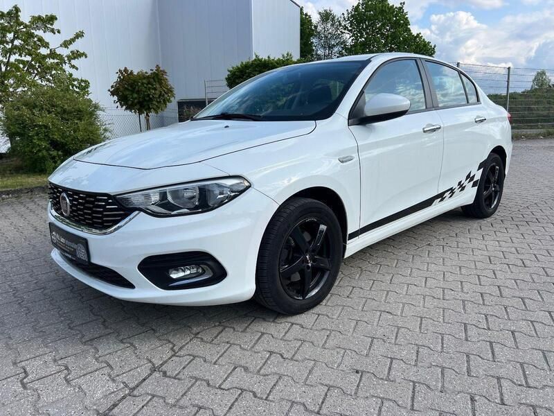 Weiß Gebraucht 2017 Fiat Tipo Limousine | 7.490 € (Superpreis) - Bild 1/4