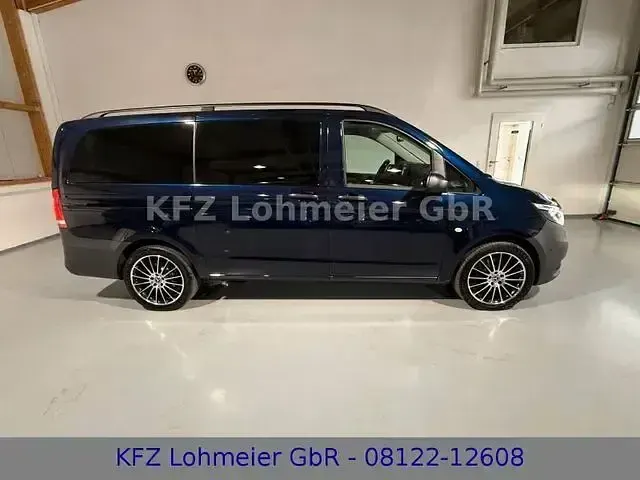 Gebraucht Mercedes Vito 190 PS (139 kW) 2020 Blau Van