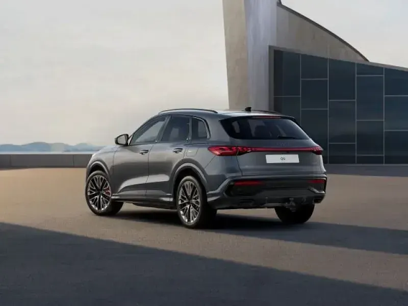 Ny Audi Q5 Ambiente 367 HK (269 kW) 2026 Grå SUV