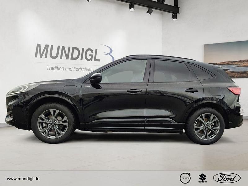 Usado Ford Kuga ST-Line X 152 HP (111 kW) 2024 Preto SUV