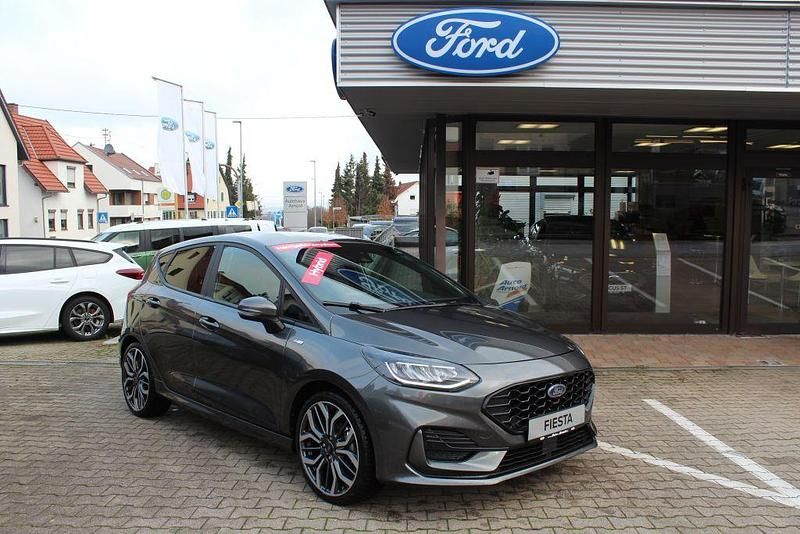 Grau Gebraucht 2023 Ford Fiesta ST-Line X Limousine | 19.990 € (Teuer) - Bild 1/4