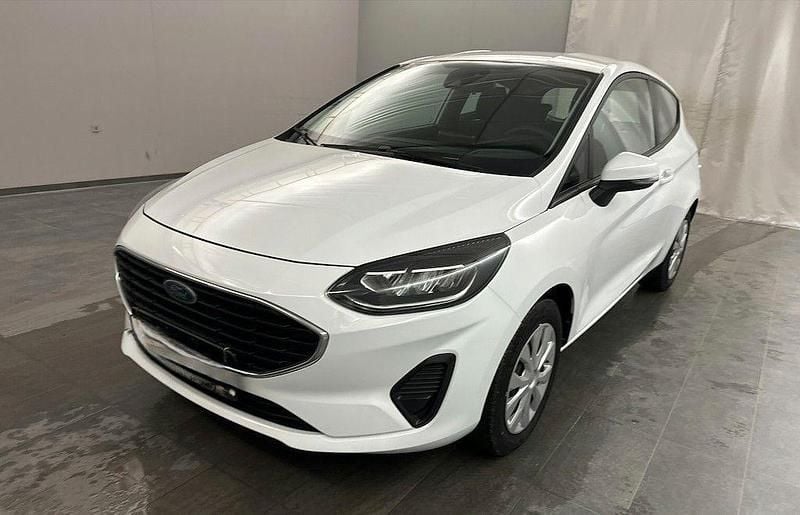 Weiß Gebraucht 2022 Ford Fiesta Trend Kleinwagen | 7.990 € (Superpreis) - Bild 1/4