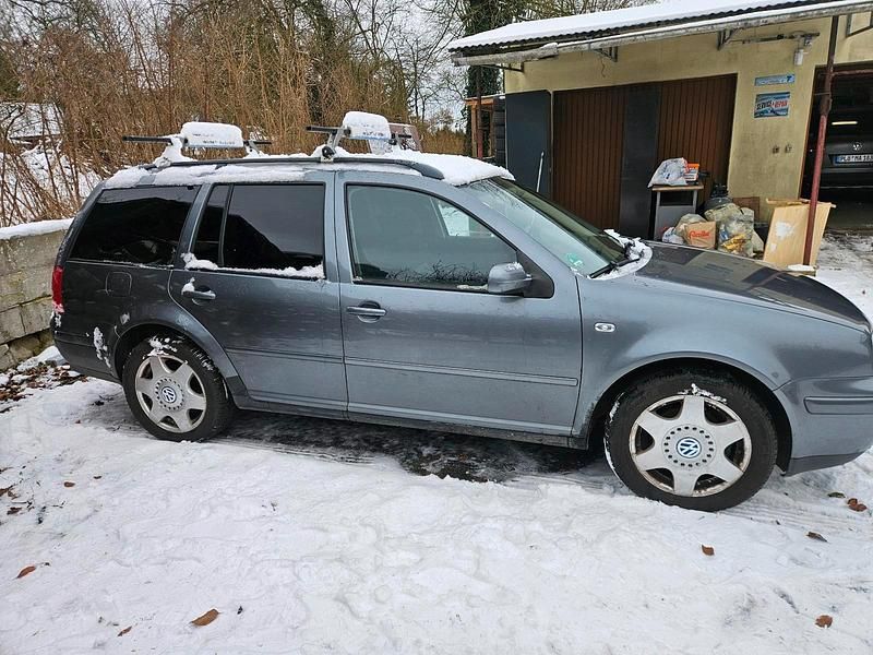 Gebraucht VW Golf IV 101 PS (74 kW) 2005 Silber Kombi