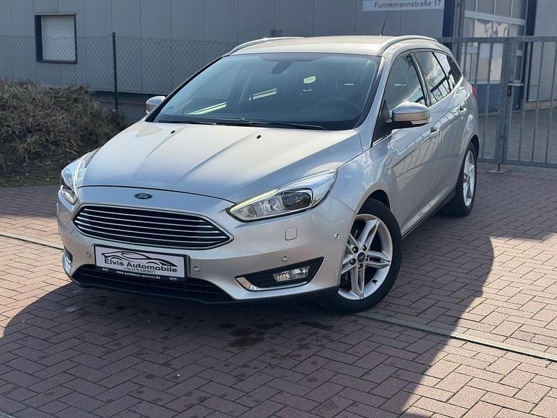 Gebraucht Ford Focus Titanium 125 PS (91 kW) 2017 Silber Kombi