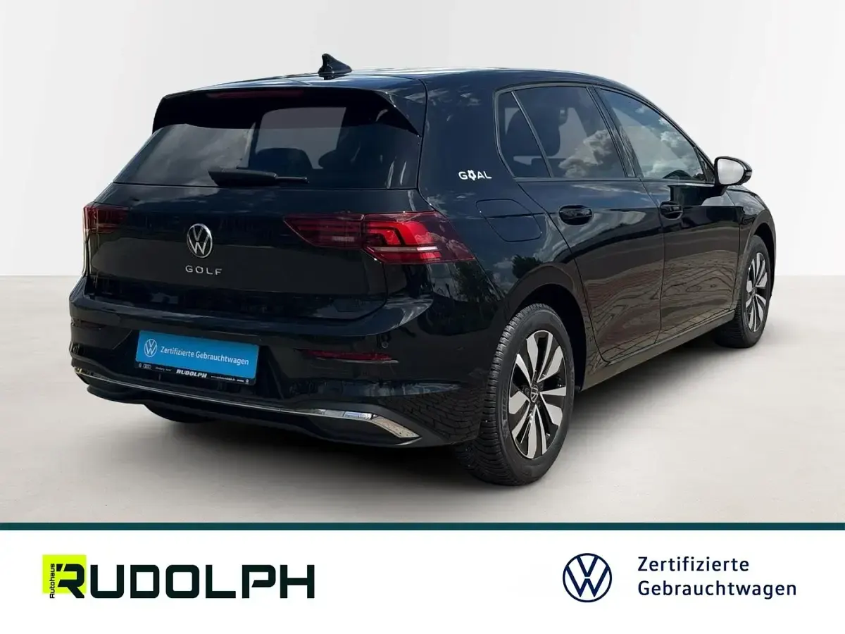 Gebraucht VW Golf VIII Goal 150 PS (110 kW) 2025 Grenadillschwarz metallic Limousine