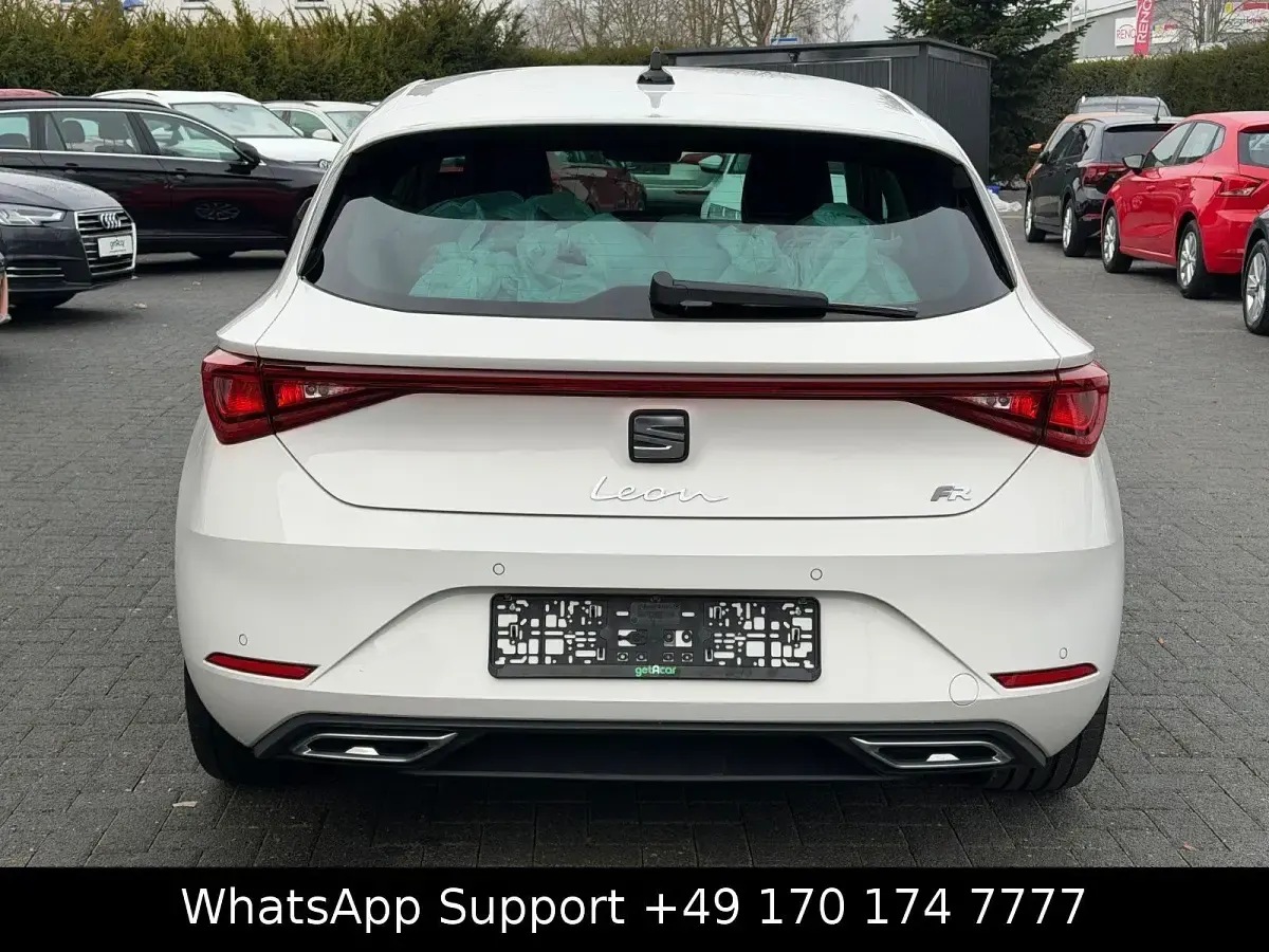 Używany Seat Leon FR 150 KM (110 kW) 2023 Biały Kombi