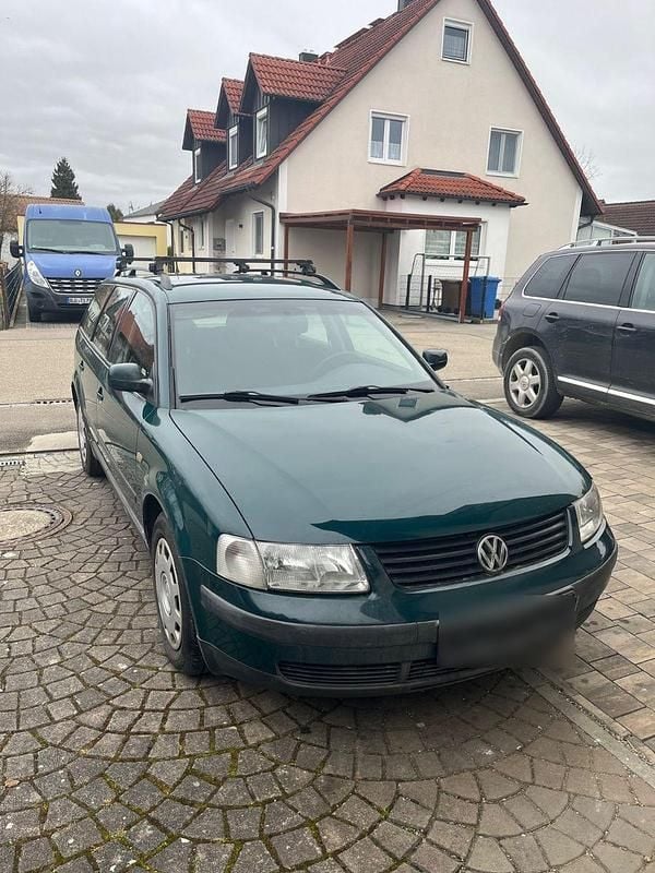 Gebraucht VW Passat Basis 110 PS (80 kW) 1998 Grün Kombi
