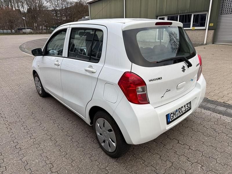 Gebraucht Suzuki Celerio 68 PS (50 kW) 2015 Weiß Kleinwagen