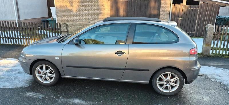 Gebraucht Seat Ibiza 64 PS (47 kW) 2003 Andere farben Kleinwagen