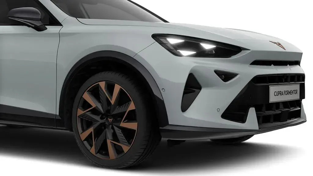 Neu Cupra Formentor VZ 272 PS (200 kW) 2026 Weiß SUV