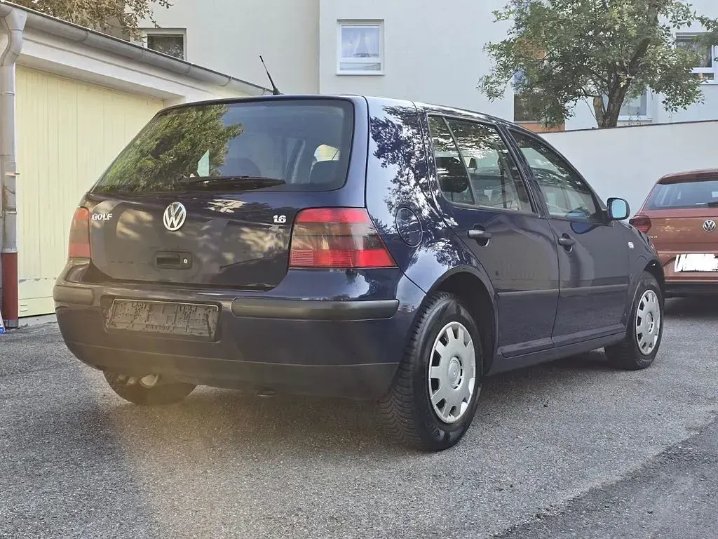 Gebraucht VW Golf IV Comfortline 102 PS (75 kW) 2001 Blau Kombi