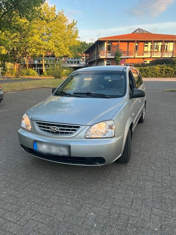 Silber Gebraucht 2005 Kia Carens Van / Kleinbus | 1.499 € (Superpreis) - Bild 1/4
