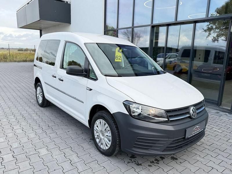 Gebraucht VW Caddy Conceptline 75 PS (55 kW) 2018 Weiß Van / Kleinbus