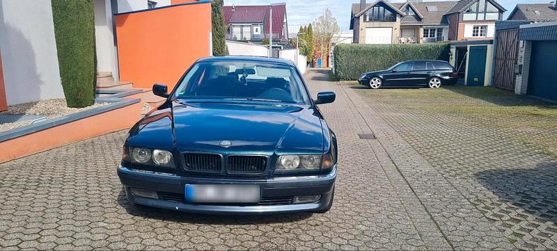 Gebraucht BMW 730 230 PS (169 kW) 1994 Grün Limousine