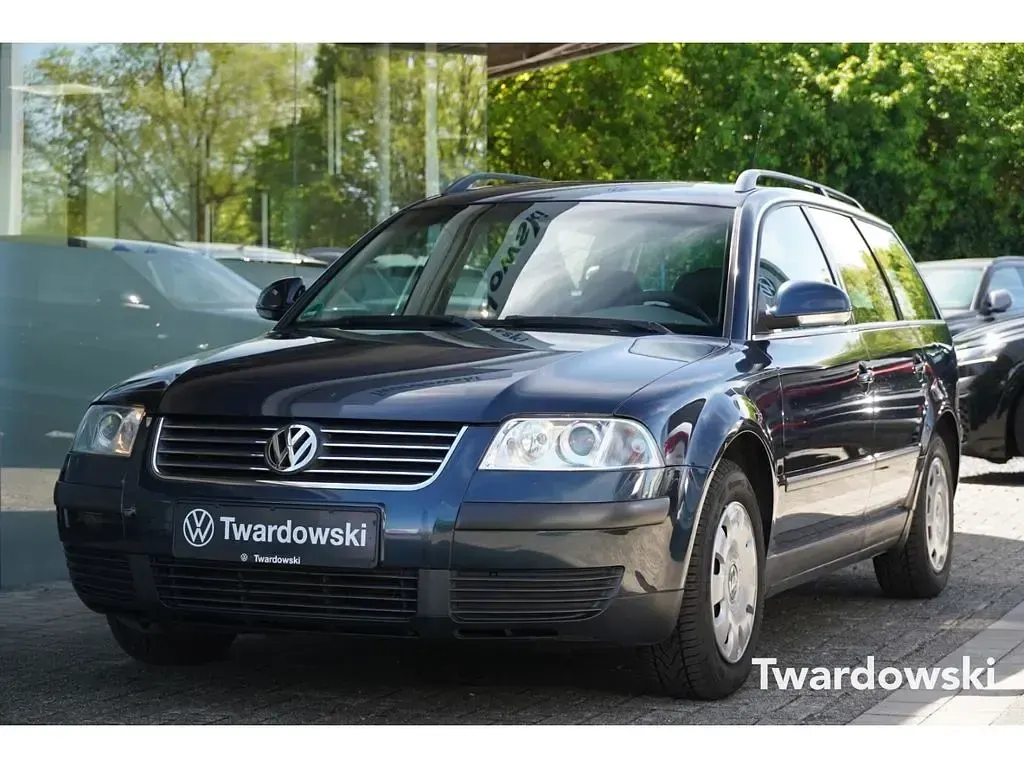 Second-hand VW Passat 102 CP (75 kW) 2004 Albastru Break