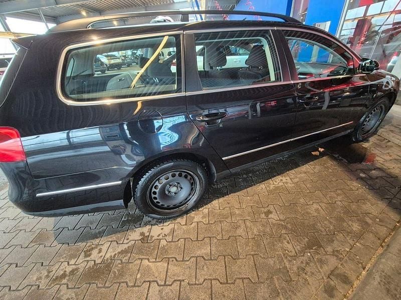 Gebraucht VW Passat Comfortline 140 PS (102 kW) 2007 Schwarz Kombi