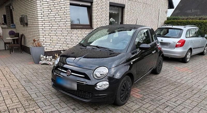 Gebraucht Fiat 500 Lounge 70 PS (51 kW) 2020 Schwarz Kleinwagen