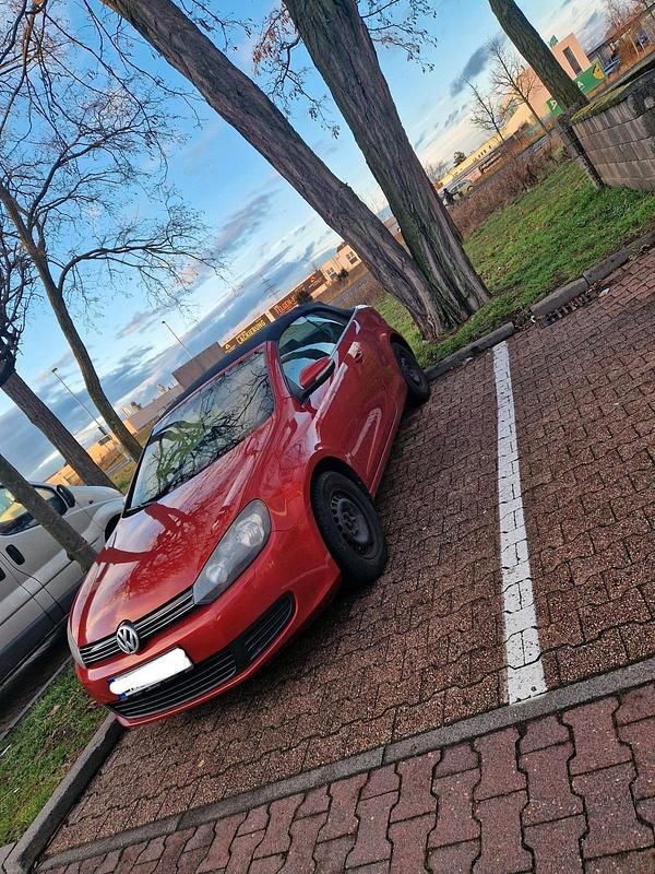 Gebraucht VW Golf Cabriolet 105 PS (77 kW) 2012 Rot Cabrio
