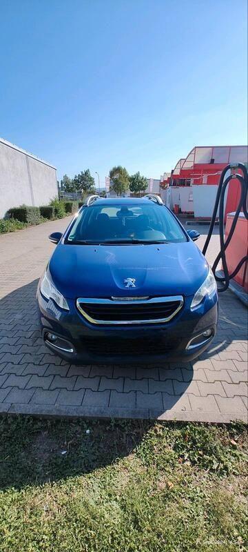 Blau Gebraucht 2013 Peugeot 2008 SUV | 3.999 € (Guter Preis) - Bild 1/4