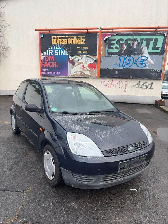 Gebraucht Ford Fiesta 69 PS (50 kW) 2004 Blau Limousine
