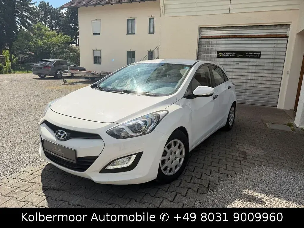 Gebraucht Hyundai i30 103 PS (75 kW) 2013 Limousine