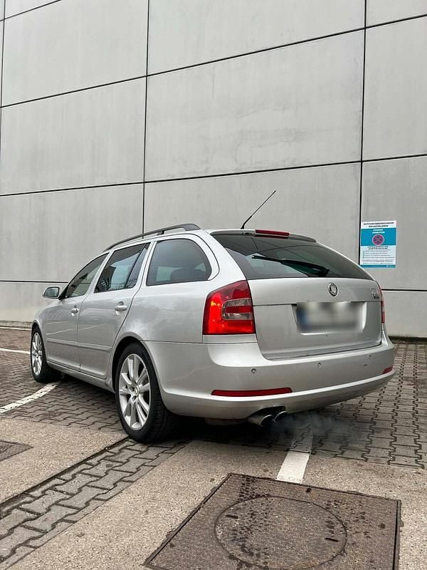 Gebraucht Skoda Octavia vRS 170 PS (125 kW) 2008 Grau Kombi