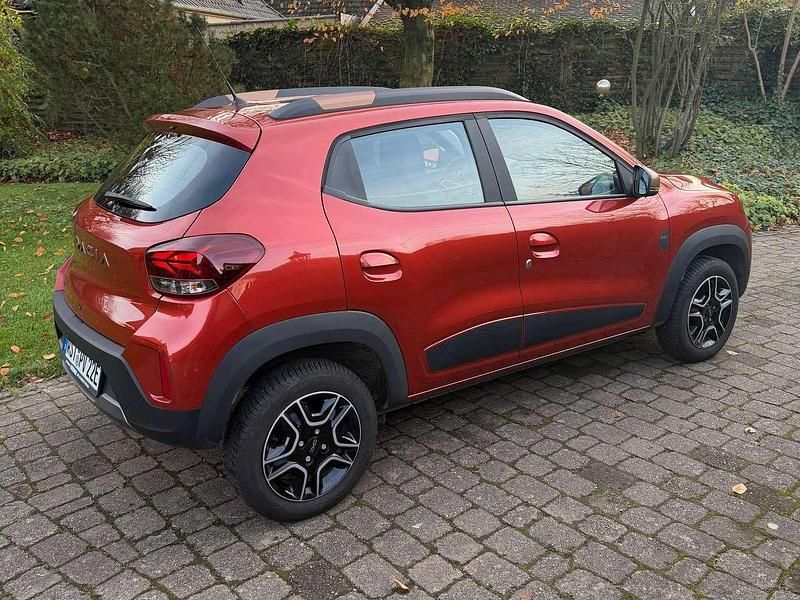 Gebraucht Dacia Spring Essentiel 33 kW (45 PS) 2023 Rot Kleinwagen