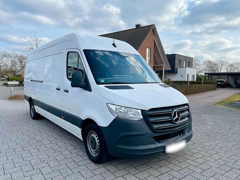Gebraucht Mercedes Sprinter 163 PS (119 kW) 2020 Weiß Van