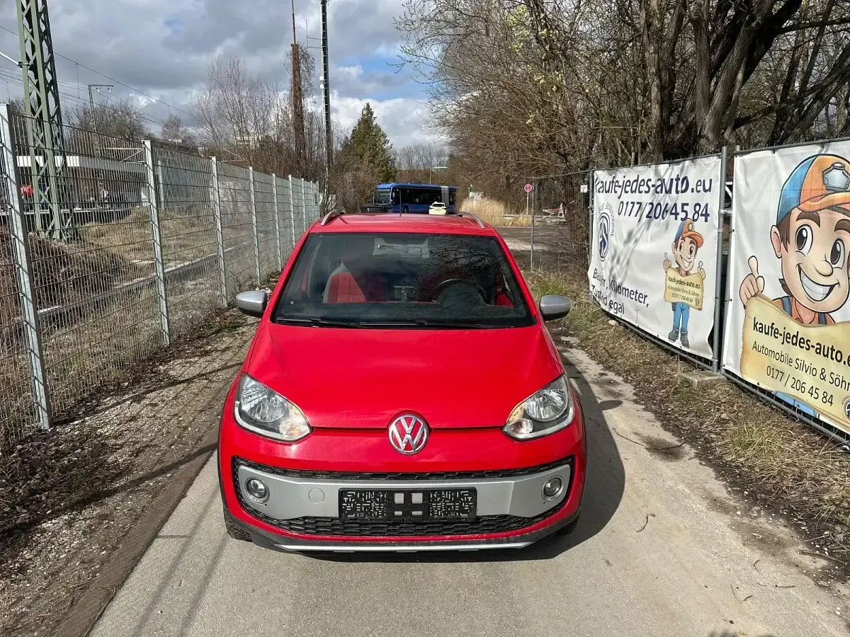 Gebraucht VW up! 75 PS (55 kW) 2015 Rot Kleinwagen