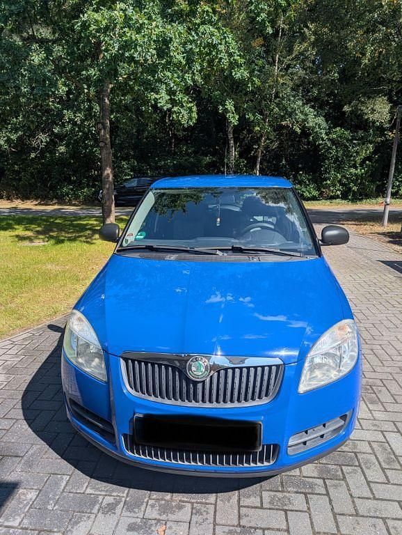Blau Gebraucht 2009 Skoda Fabia Limousine | 2.500 € (Fairer Preis) - Bild 1/4