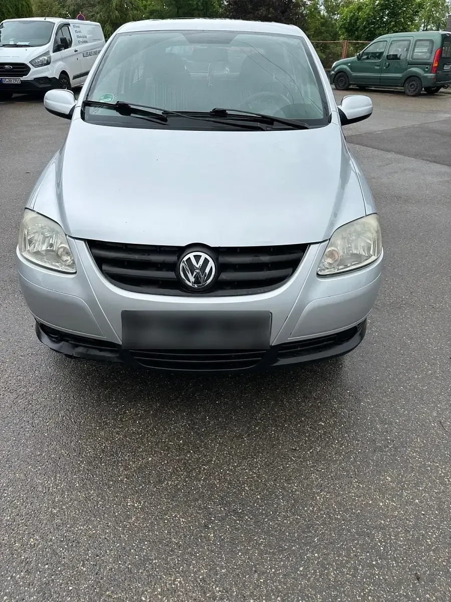 Gebraucht VW Fox 55 PS (40 kW) 2005 Grau Kleinwagen