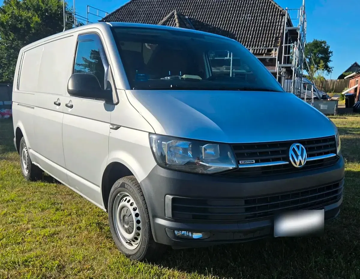 Gebraucht VW T6 150 PS (110 kW) 2017 Silber Van