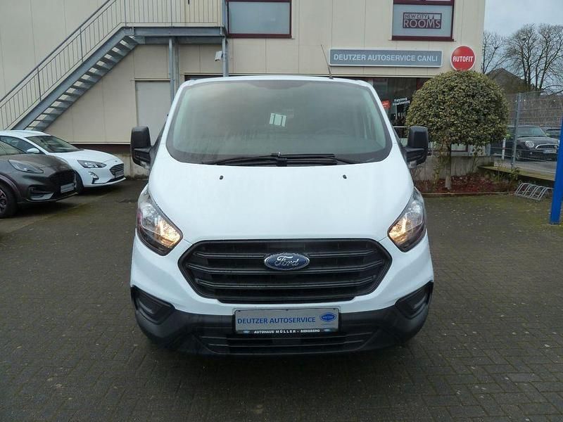 Gebraucht Ford Transit Custom 105 PS (77 kW) 2019 Weiß Van / Kleinbus