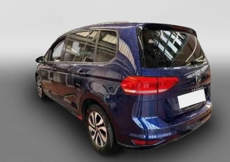 Gebraucht VW Touran Active 150 PS (110 kW) 2021 Blau Van / Kleinbus